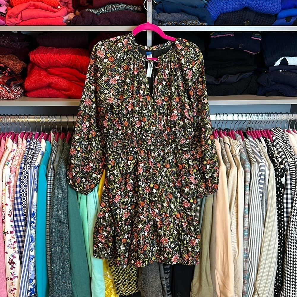 Old Navy black/multicolored flowers/gold metallic thread long sleeve dress M NWT